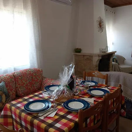 Holiday home οlga House *