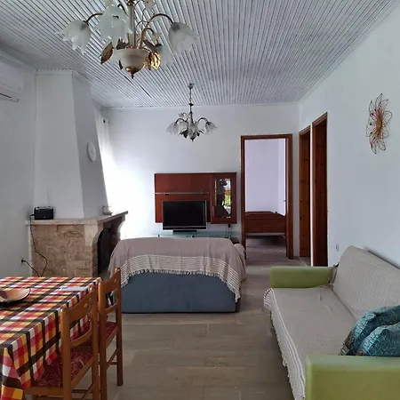 Holiday home οlga House *